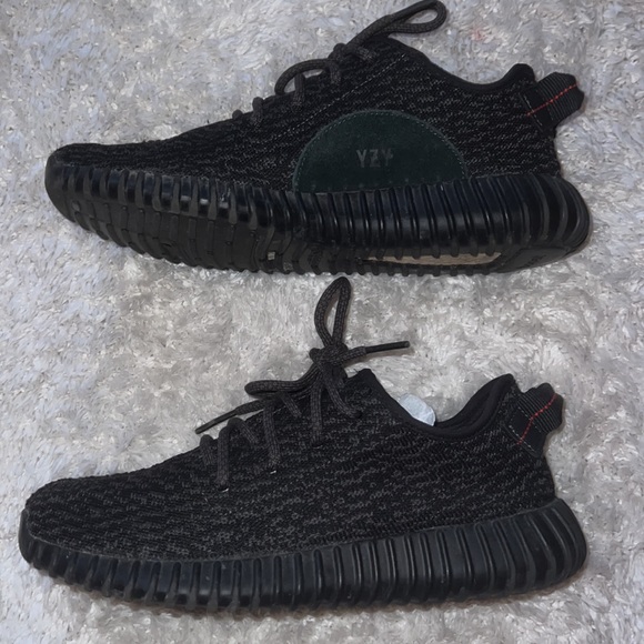 adidas YEEZY boost 350, pirate black (2015) size 7 - Picture 3 of 5